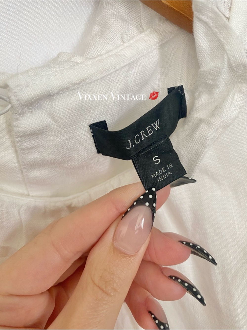 J. CREW 'SMOCKED PUFF SLEEVE LINEN TOP' IN WHITE - Picture 5 of 7